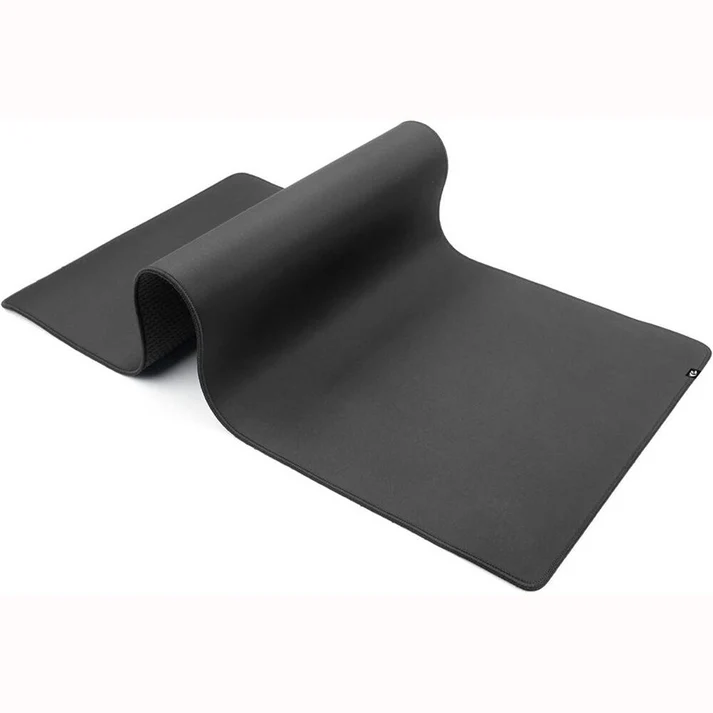 Redragon-P040-Flick-3XL-Mouse-Pad-Right-Side